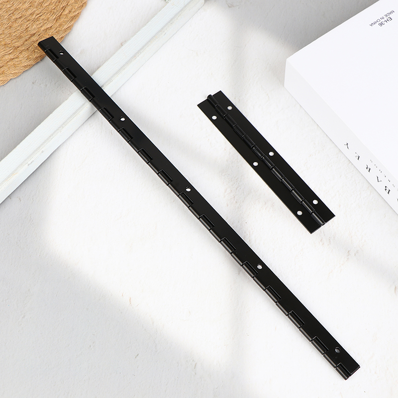 270 °   アイアンブラック連続ピアノヒンジ 380/1 - Piano Hinge Continuous のレビューと価格