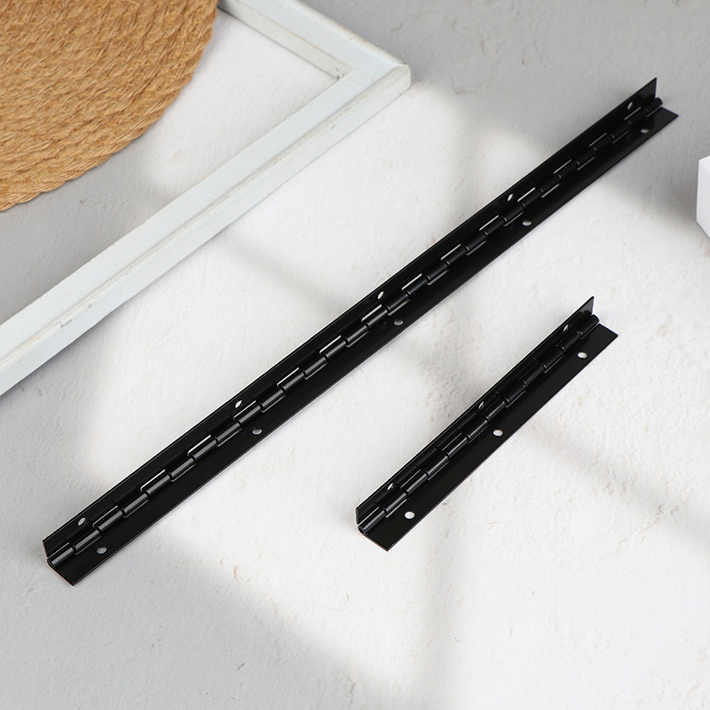 270 °   アイアンブラック連続ピアノヒンジ 380/1 - Piano Hinge Continuous のレビューと価格